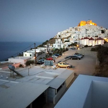 Appartement Θέαστρον - Theastron House With Great View In Chora à Pera Gyalos Extérieur photo