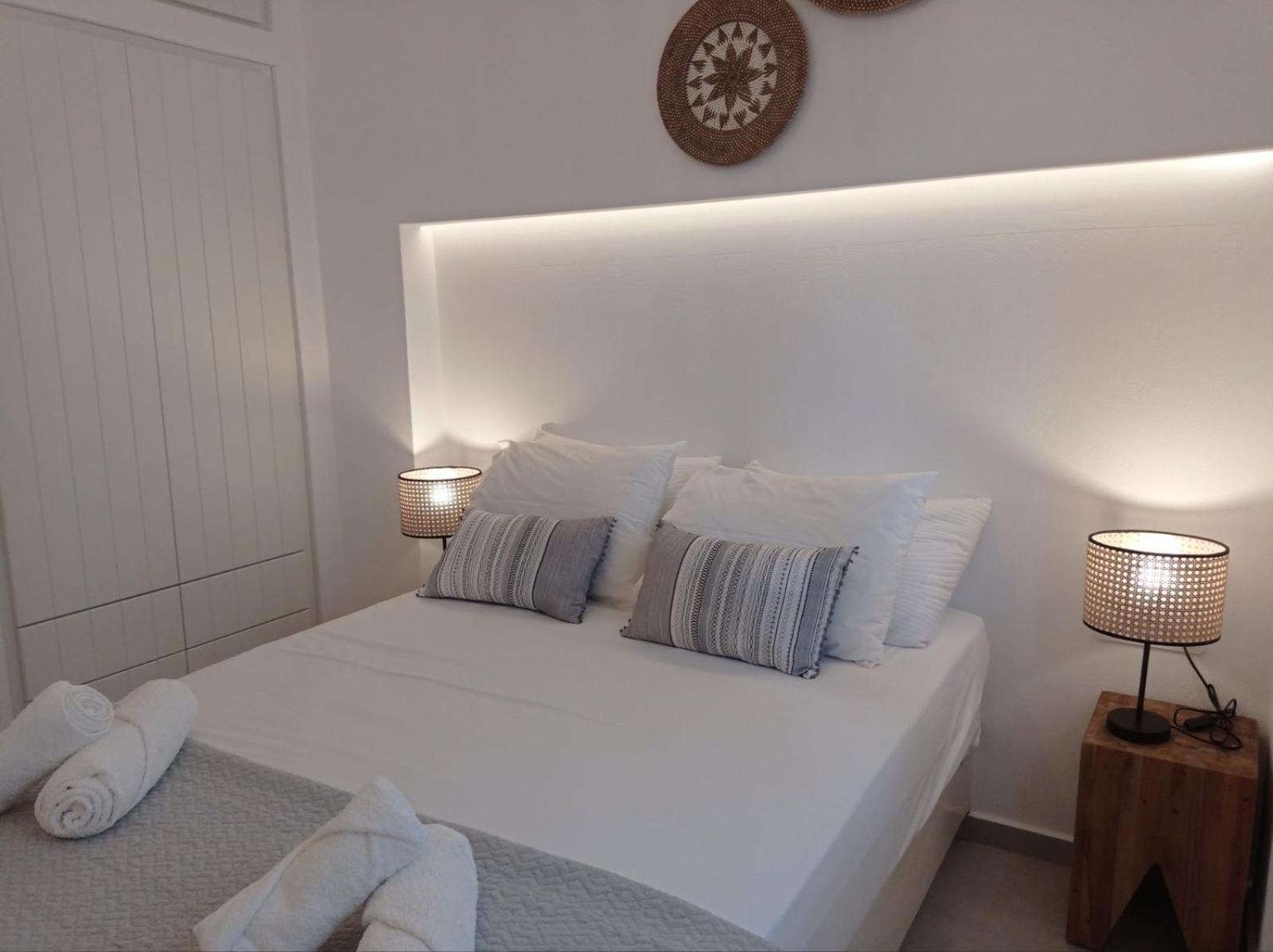 Appartement Θέαστρον - Theastron House With Great View In Chora à Pera Gyalos Extérieur photo
