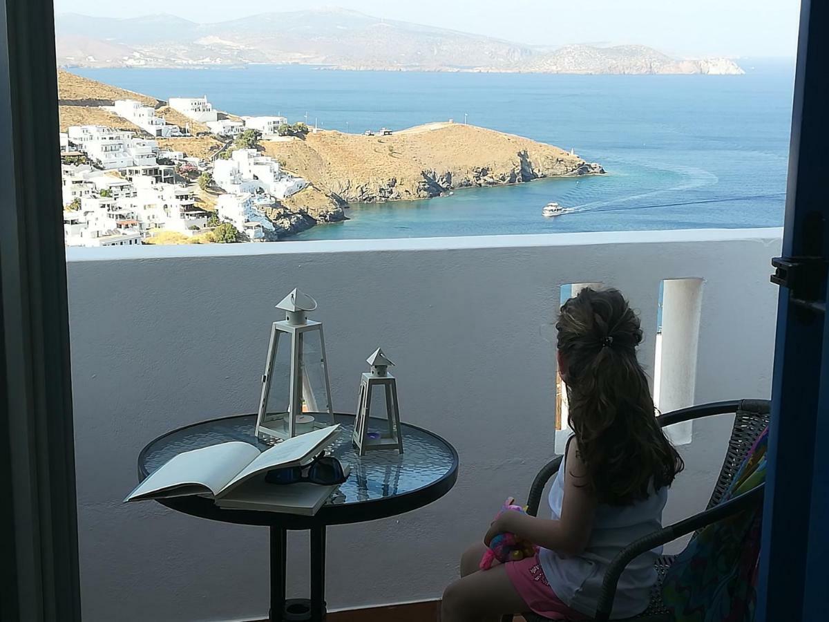 Appartement Θέαστρον - Theastron House With Great View In Chora à Pera Gyalos Extérieur photo