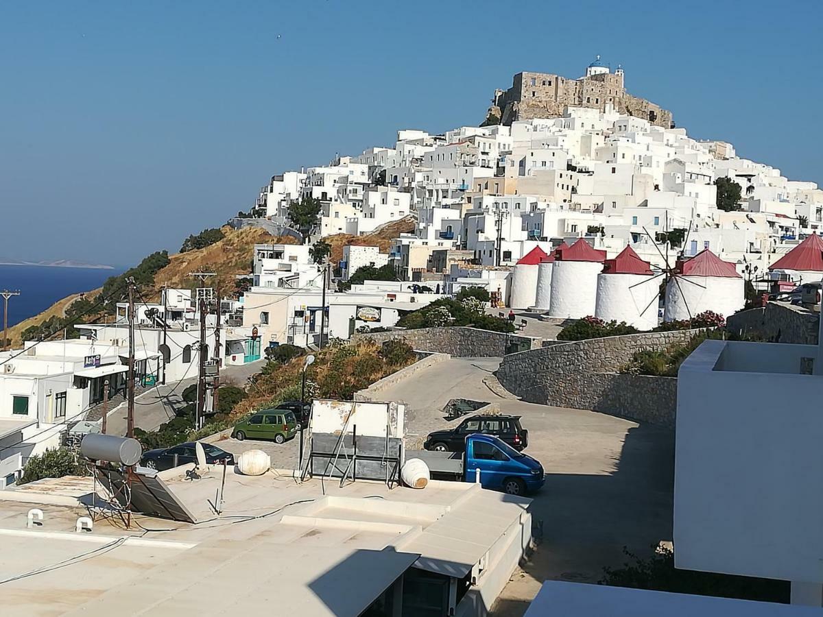 Appartement Θέαστρον - Theastron House With Great View In Chora à Pera Gyalos Extérieur photo